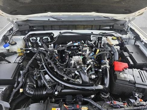 Used 2024 Ford Bronco Wildtrak image 24