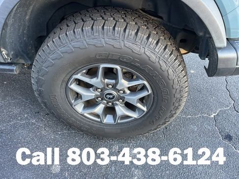 Used 2022 Ford Bronco Badlands image 25