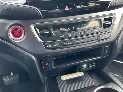 Used 2023 Honda Passport EX-L image 18