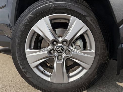 Certified 2025 Toyota RAV4 LE image 10