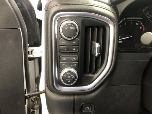 Used 2020 GMC Sierra 1500 AT4 w/ AT4 Preferred Package image 18