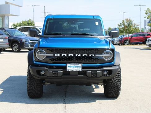 Used 2023 Ford Bronco Wildtrak image 2