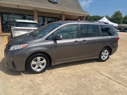 Used 2020 Toyota Sienna LE