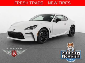 Used 2024 Toyota GR86 Premium RWD video 1