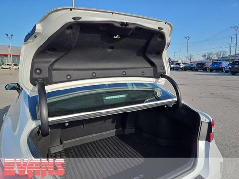 Used 2020 Toyota Camry XSE image 26