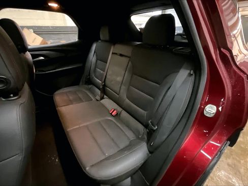 Used 2022 Chevrolet TrailBlazer RS w/ Sun and Liftgate Package image 28