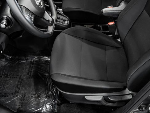 Used 2024 Nissan Kicks S image 37