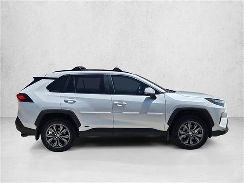Used 2024 Toyota RAV4 XLE Premium AWD/4WD image 4