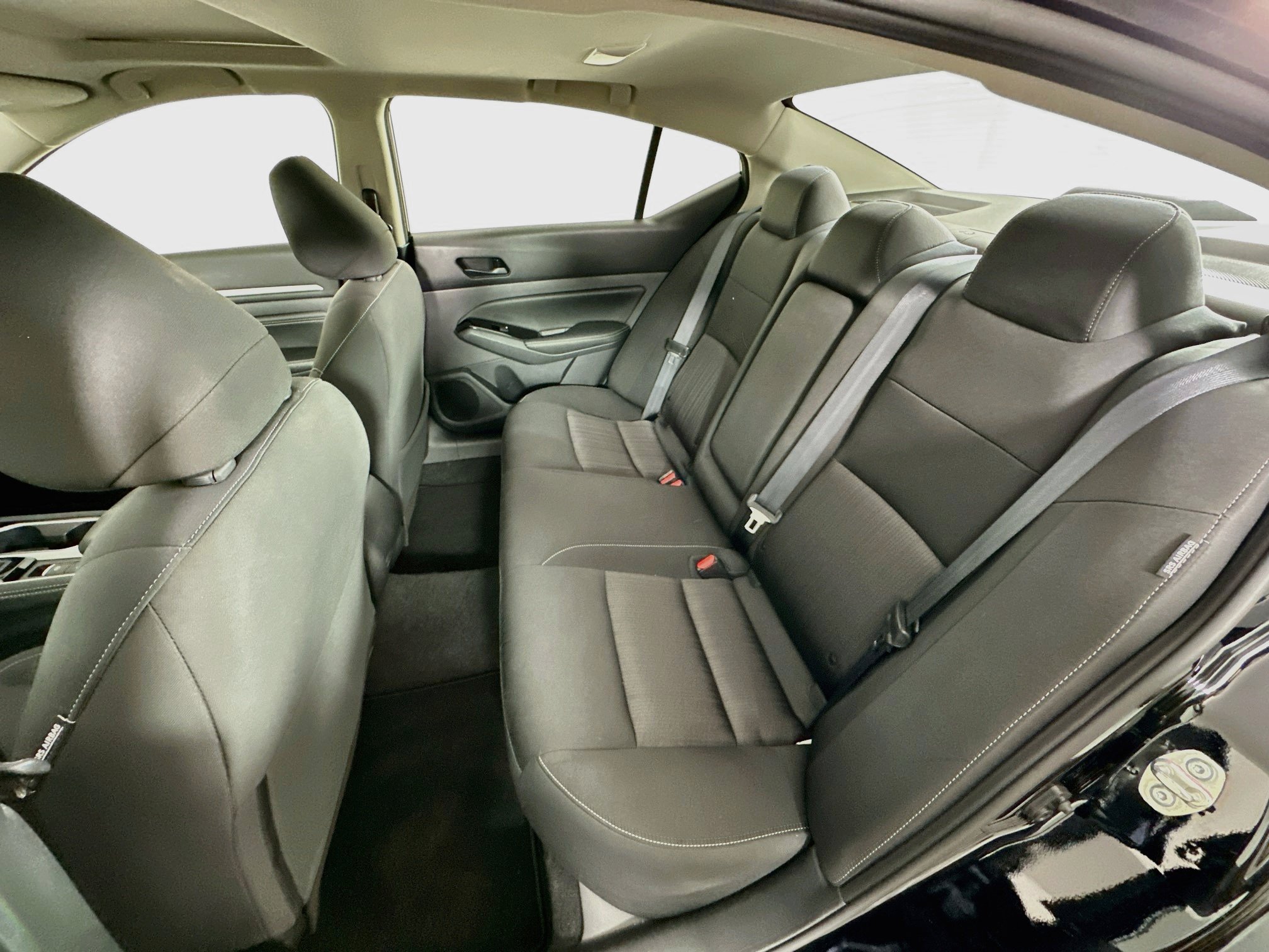 Used 2023 Nissan Altima 2.5 SV w/ SV Premium Package FWD image 28