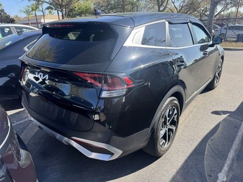 Certified 2024 Kia Sportage EX image 4