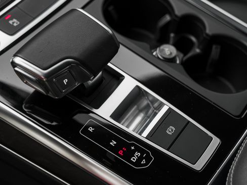 Certified 2023 Audi Q8 Premium w/ Convenience Package image 10