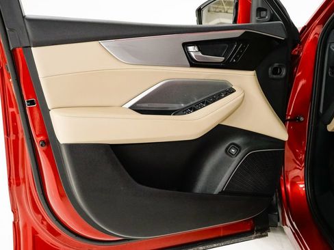 Certified 2025 Acura MDX w/ Technology Package image 7