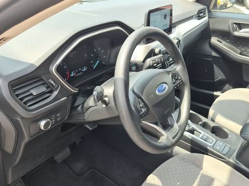 Used 2020 Ford Escape SE FWD image 10