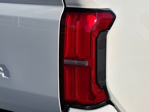 New 2026 Toyota Tacoma SR5 image 31