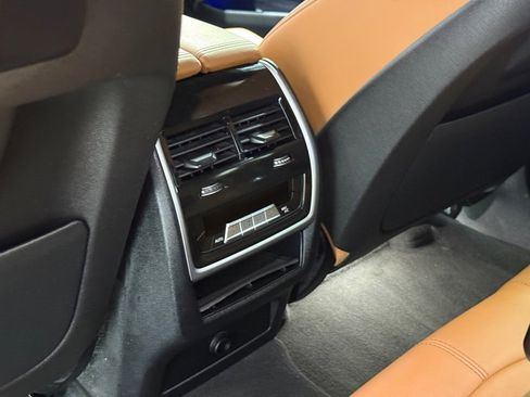 Certified 2023 BMW X6 xDrive40i w/ M Sport Package image 27