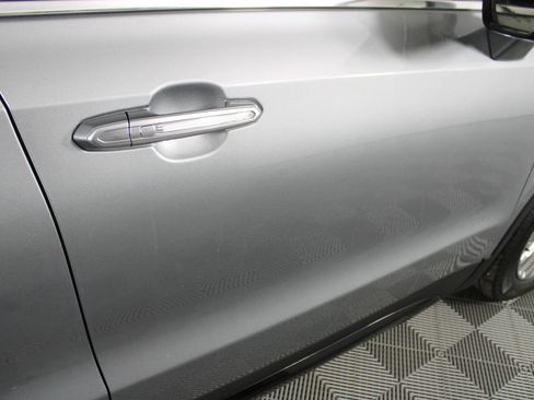 Used 2024 Cadillac XT4 Premium Luxury image 34