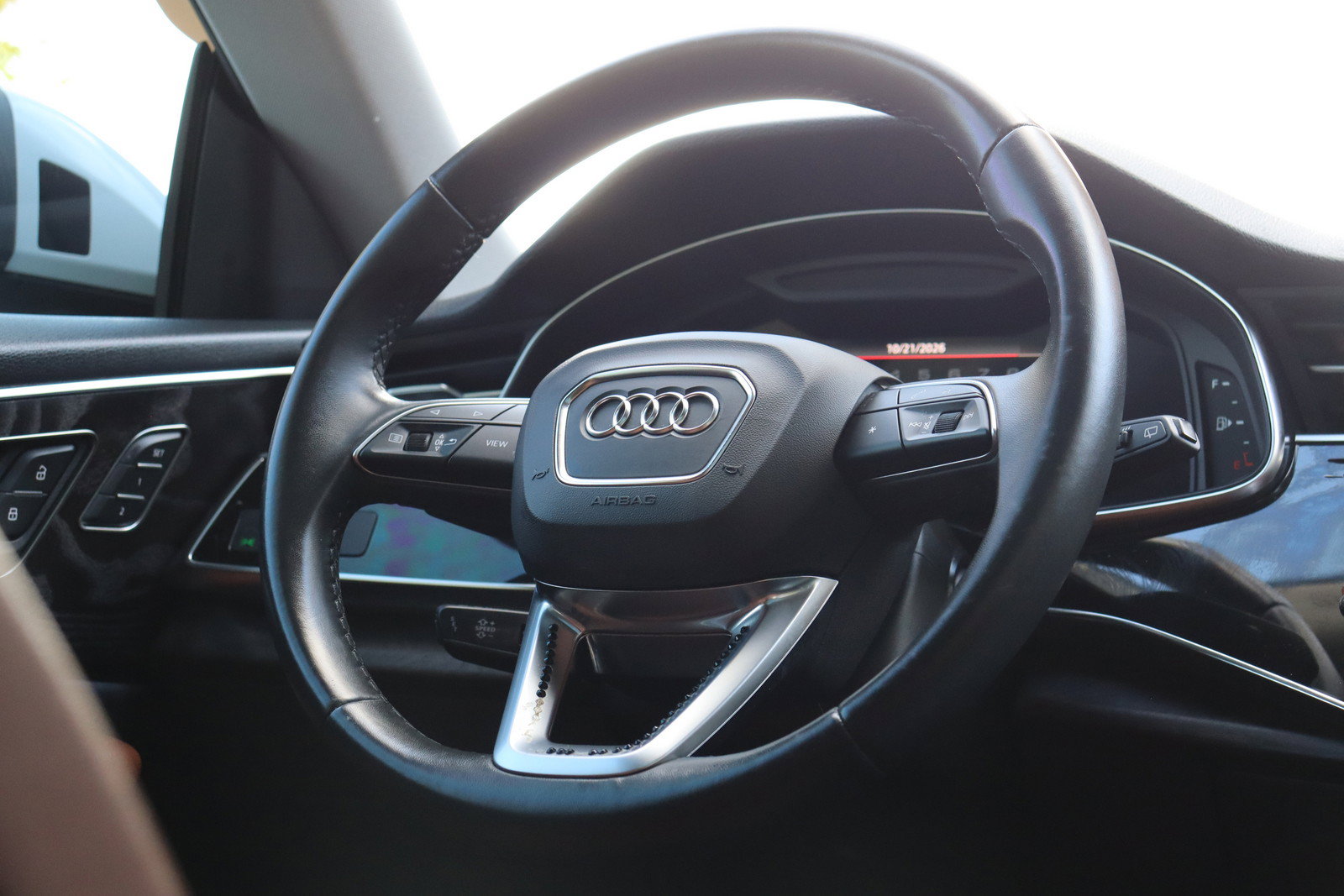 Used 2023 Audi Q8 Premium w/ Convenience Package AWD/4WD image 22