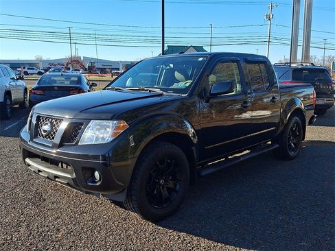 Used 2018 Nissan Frontier SV w/ Value Truck Package image 3