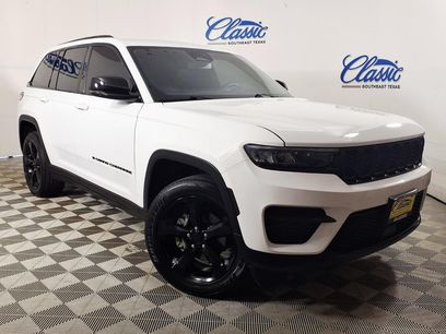 Used 2024 Jeep Grand Cherokee Altitude