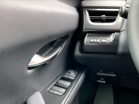 New 2026 Lexus UX 300h FWD image 20