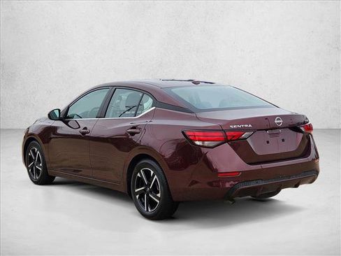 Used 2024 Nissan Sentra SV image 8