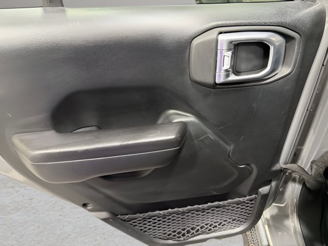 Used 2020 Jeep Wrangler Unlimited Sport AWD/4WD image 11
