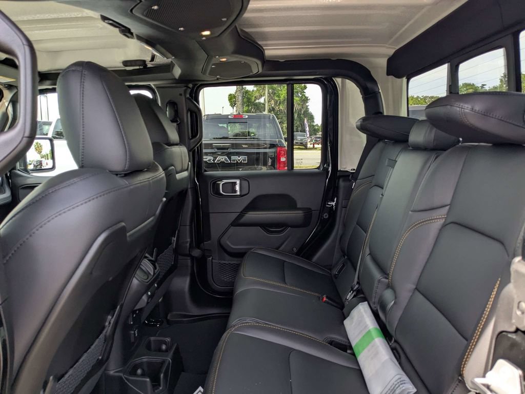 New 2026 Jeep Gladiator Sport AWD/4WD image 14