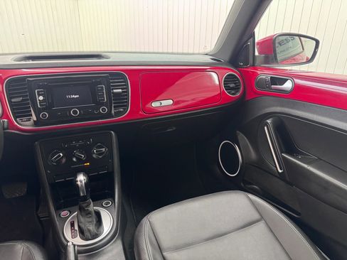 Used 2012 Volkswagen Beetle 2.5 image 15