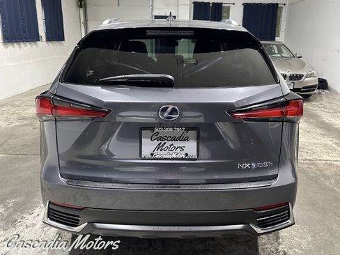 Used 2018 Lexus NX 300h AWD image 6