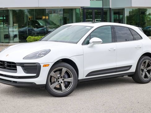 New 2026 Porsche Macan AWD/4WD image 10