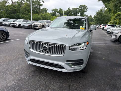 Used 2025 Volvo XC90 B5 Plus w/ Protection Package Premier AWD/4WD image 6