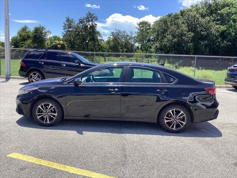 Used 2024 Kia Forte LXS FWD image 7