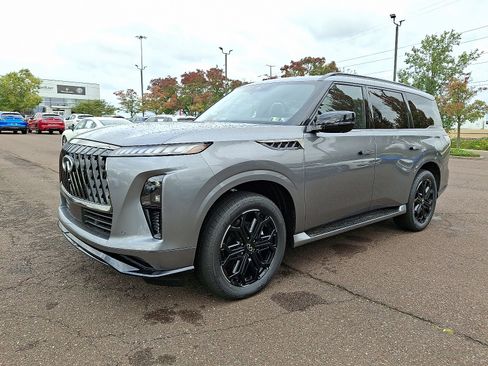 New 2026 INFINITI QX80 4WD image 2