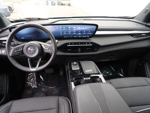 Used 2025 Buick Enclave Preferred image 25