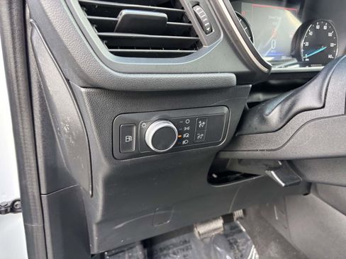 Certified 2021 Ford Escape SE w/ SE Sport Appearance Package image 16