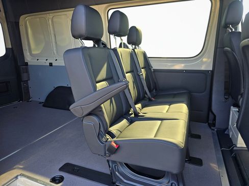 New 2026 Mercedes-Benz Sprinter 2500 image 21