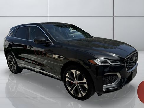 Used 2023 Jaguar F-PACE R-Dynamic S AWD/4WD image 9