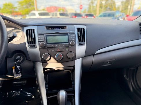 Used 2009 Hyundai Sonata GLS FWD image 17