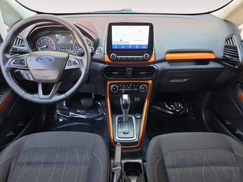 Used 2021 Ford EcoSport SE w/ SE Convenience Package image 10