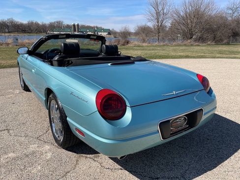 Used 2002 Ford Thunderbird Deluxe image 38
