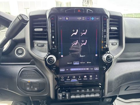 Used 2025 RAM 3500 Tradesman AWD/4WD image 19