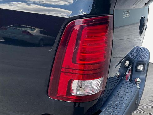 Used 2022 RAM 1500 Classic Warlock w/ Electronics Group AWD/4WD image 24