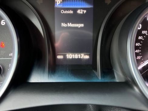 Used 2018 Toyota Camry LE image 22