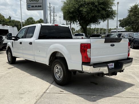 Used 2022 Ford F250 XL w/ Power Equipment Group RWD image 7