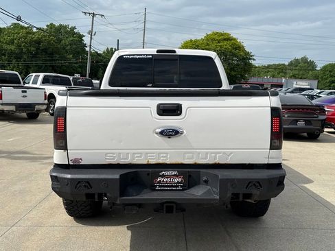 Used 2016 Ford F250 Lariat w/ Lariat Ultimate Package AWD/4WD image 11