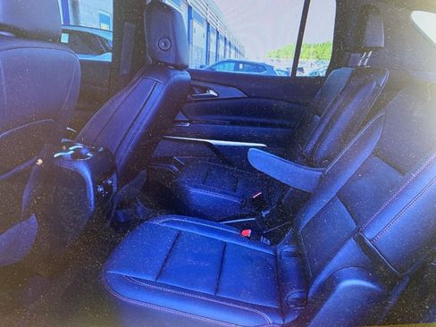 Used 2023 BMW X7 M60i w/ Executive Package image 46