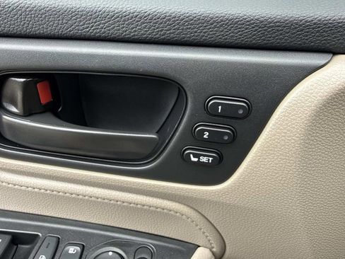 Used 2024 Honda Odyssey EX-L image 25