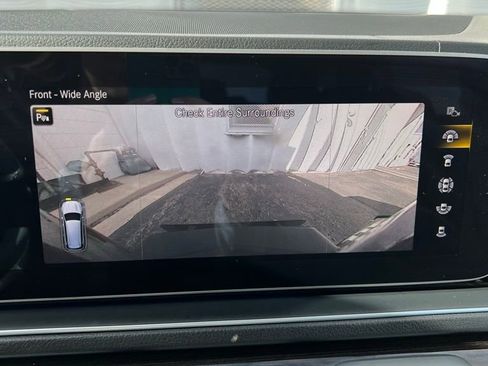 Used 2023 Mercedes-Benz GLS 450 4MATIC image 35