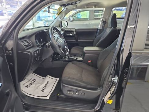 Used 2019 Toyota 4Runner TRD Off-Road Premium image 13