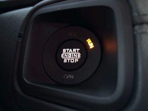 New 2026 Jeep Gladiator Rubicon w/ Safety Group AWD/4WD image 35